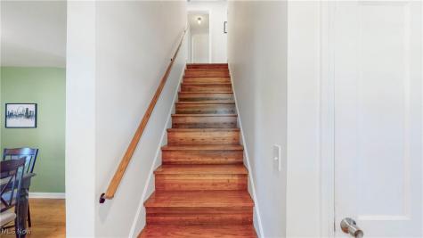 151 Inwood Boulevard Avon Lake OH 44012