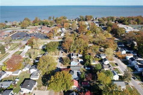 151 Inwood Boulevard Avon Lake OH 44012