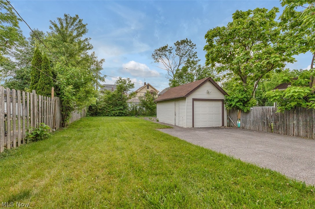 4458 W 48th Street Cleveland OH 44144