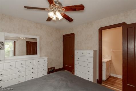 38247 Ridge Road Willoughby OH 44094
