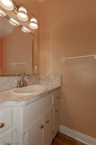 38247 Ridge Road Willoughby OH 44094