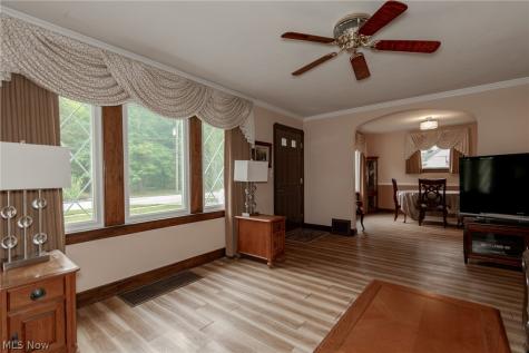 38247 Ridge Road Willoughby OH 44094