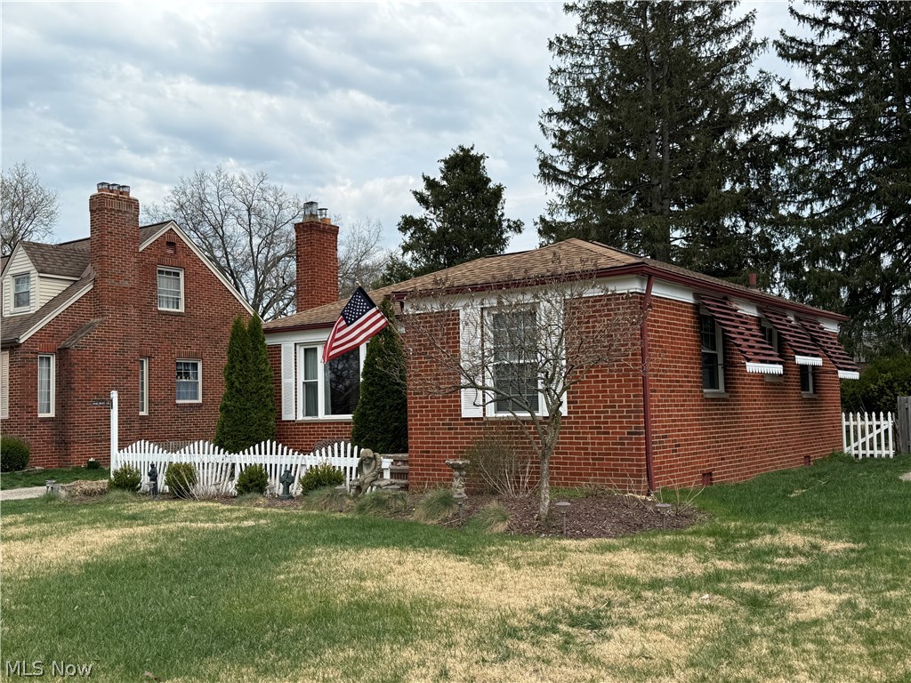 4601 W 221st Street Fairview Park OH 44126