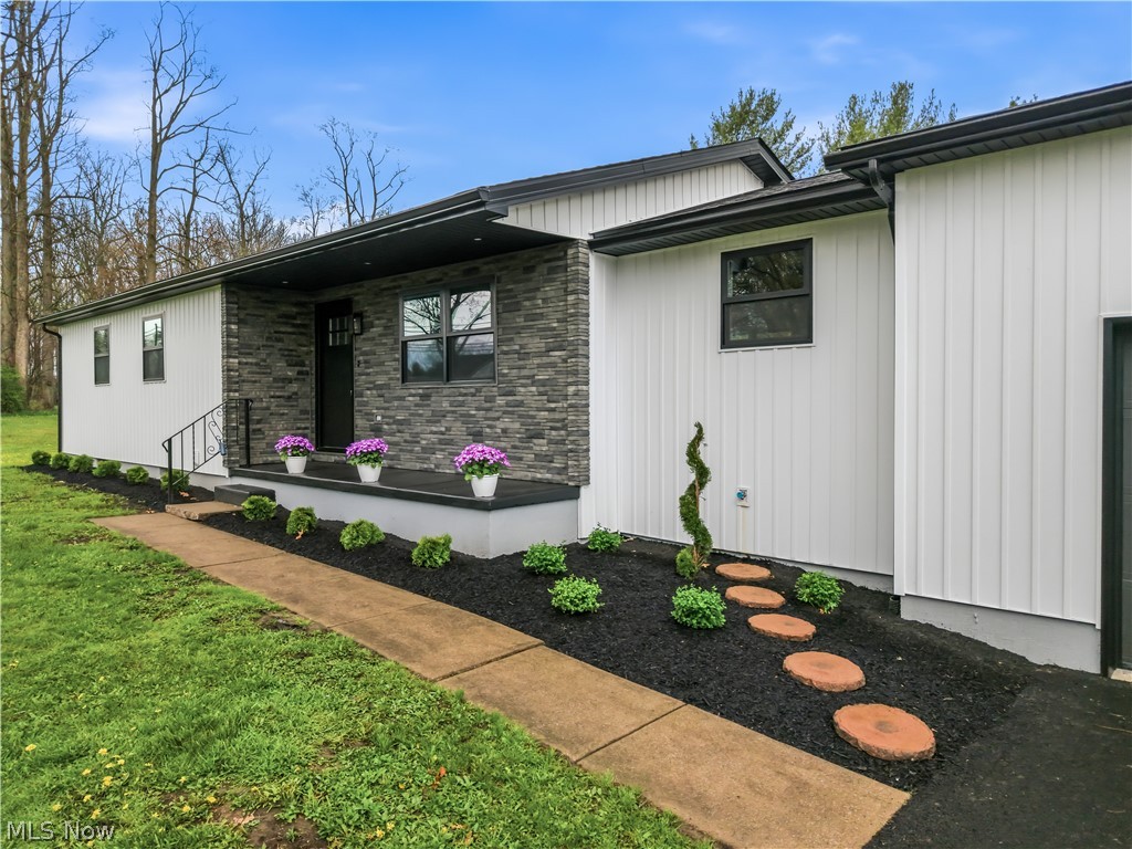 44129 Columbiana Waterford Road Columbiana OH 44408