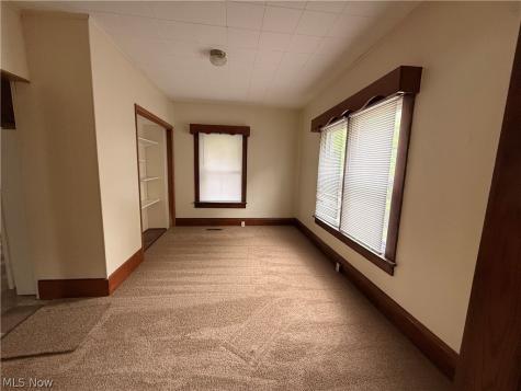 13 Burton Avenue NW Massillon OH 44646
