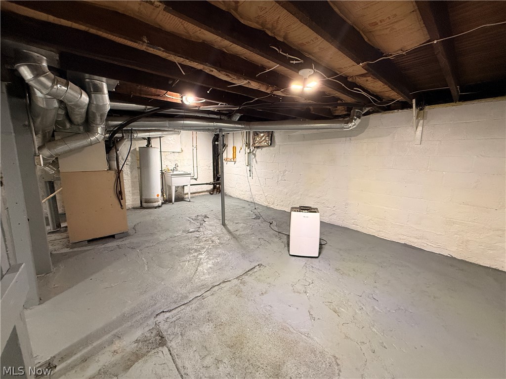 13 Burton Avenue NW Massillon OH 44646