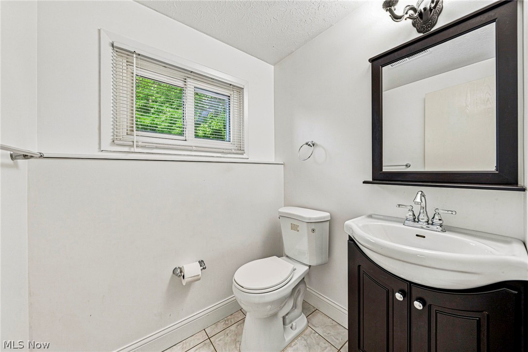 15700 Pinewood Drive Strongsville OH 44149