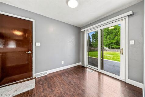 15700 Pinewood Drive Strongsville OH 44149