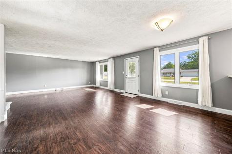 15700 Pinewood Drive Strongsville OH 44149