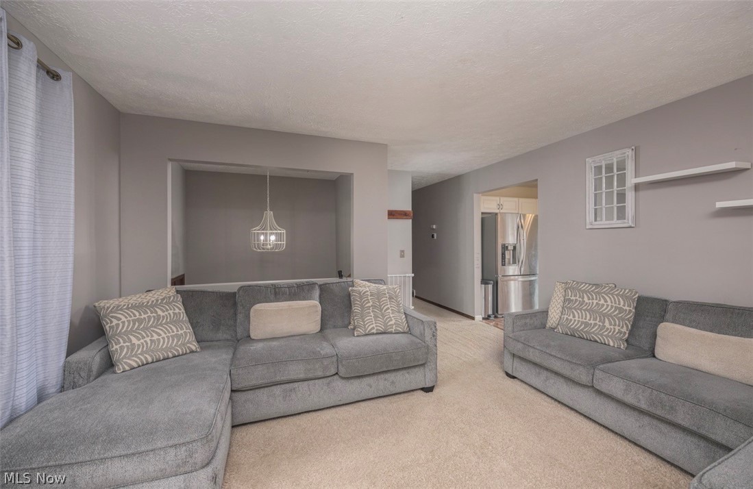5326 Hillsboro Avenue SE Canton OH 44707