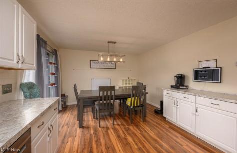 5326 Hillsboro Avenue SE Canton OH 44707