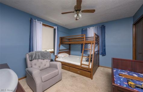 5326 Hillsboro Avenue SE Canton OH 44707