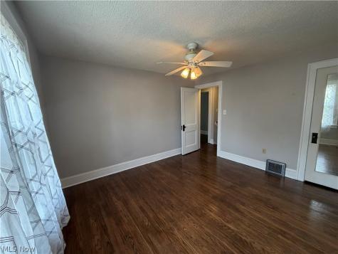240 Roosevelt Avenue Cuyahoga Falls OH 44221