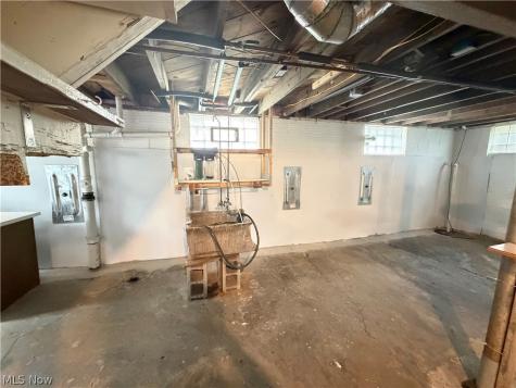 240 Roosevelt Avenue Cuyahoga Falls OH 44221