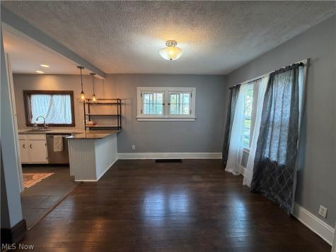 240 Roosevelt Avenue Cuyahoga Falls OH 44221