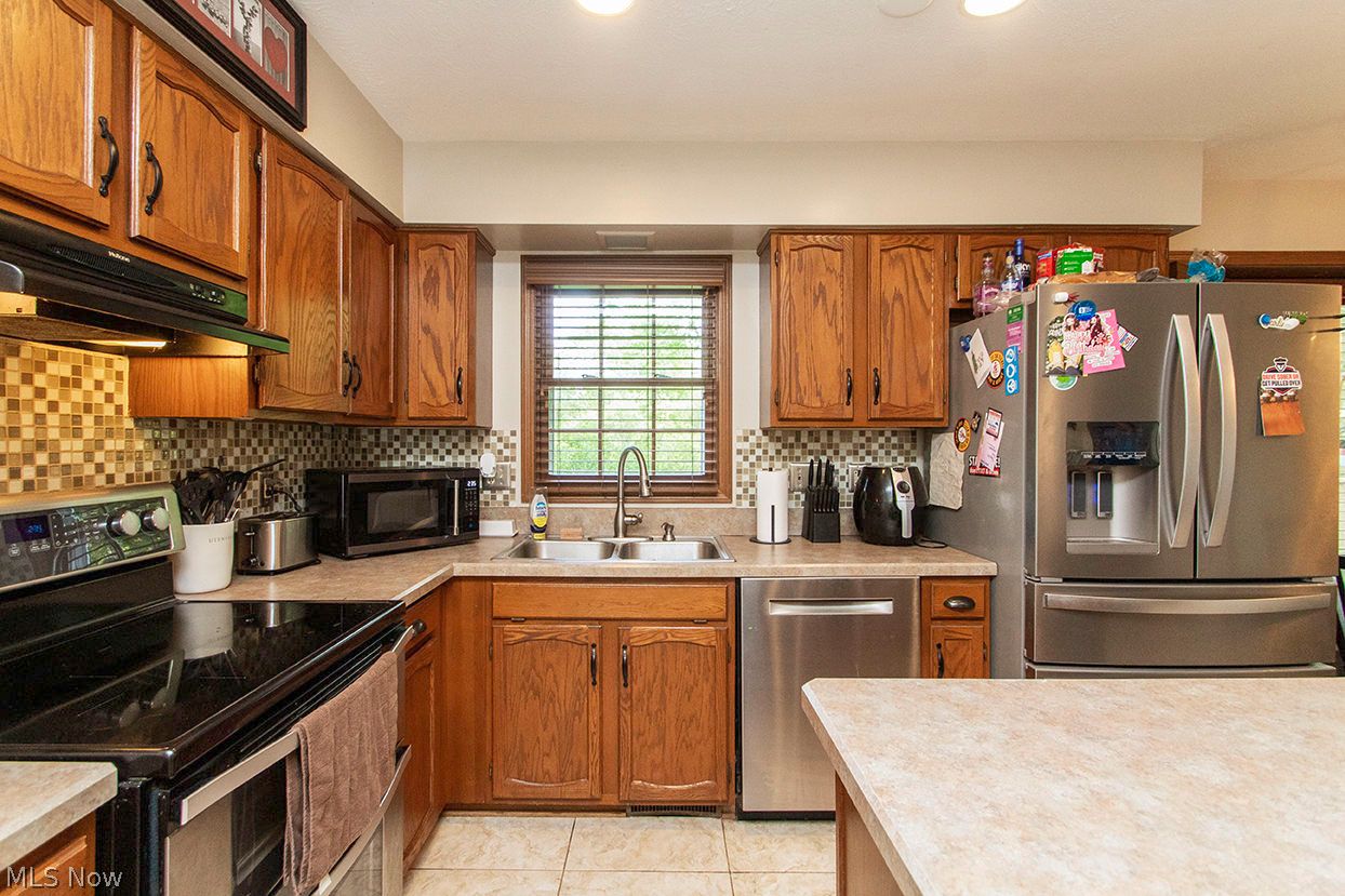 1130 Waterbury Drive Medina OH 44256