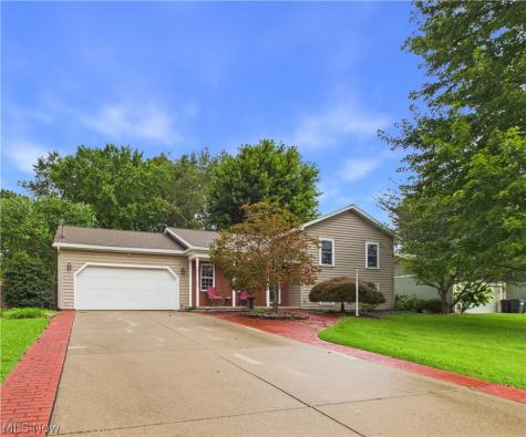 24 Maple Shade Drive Marietta OH 45750