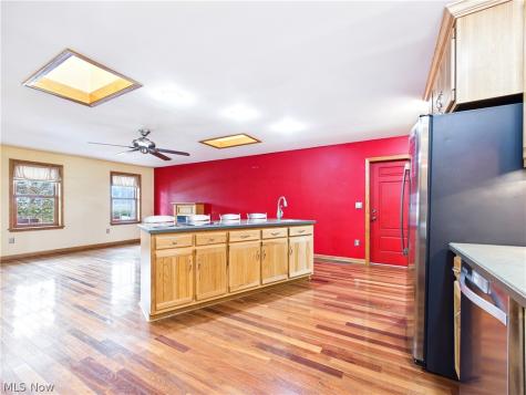 24 Maple Shade Drive Marietta OH 45750