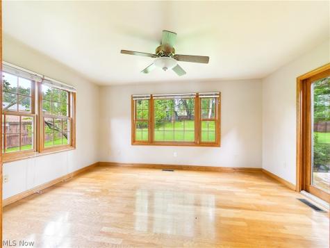 24 Maple Shade Drive Marietta OH 45750