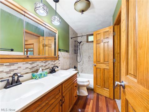 24 Maple Shade Drive Marietta OH 45750