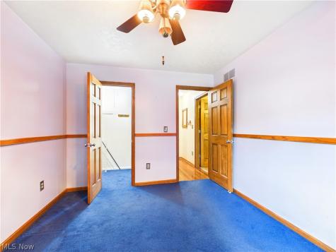 24 Maple Shade Drive Marietta OH 45750