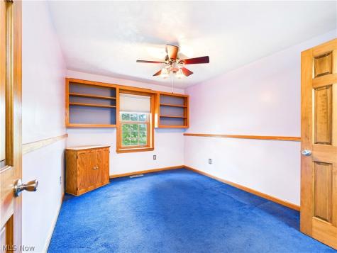24 Maple Shade Drive Marietta OH 45750
