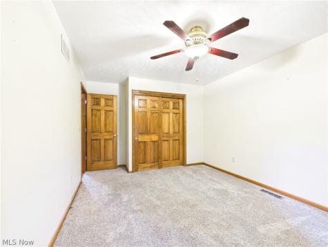 24 Maple Shade Drive Marietta OH 45750