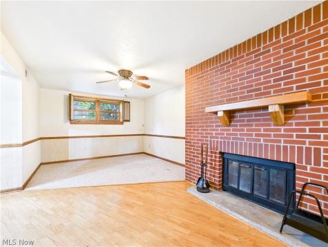 24 Maple Shade Drive Marietta OH 45750