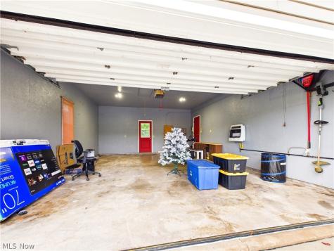 24 Maple Shade Drive Marietta OH 45750