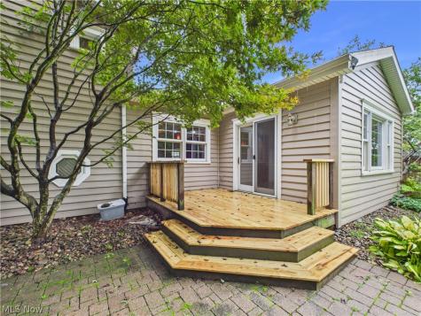 24 Maple Shade Drive Marietta OH 45750