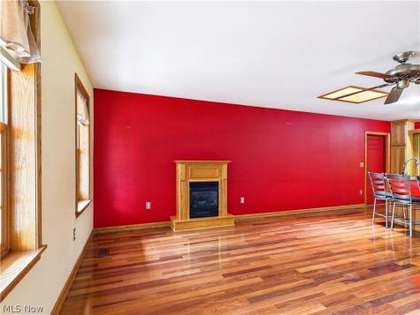 24 Maple Shade Drive Marietta OH 45750