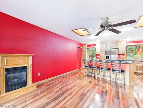24 Maple Shade Drive Marietta OH 45750