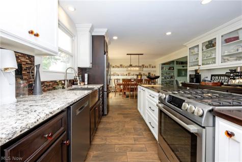859 Country Club Lane Ashland OH 44805