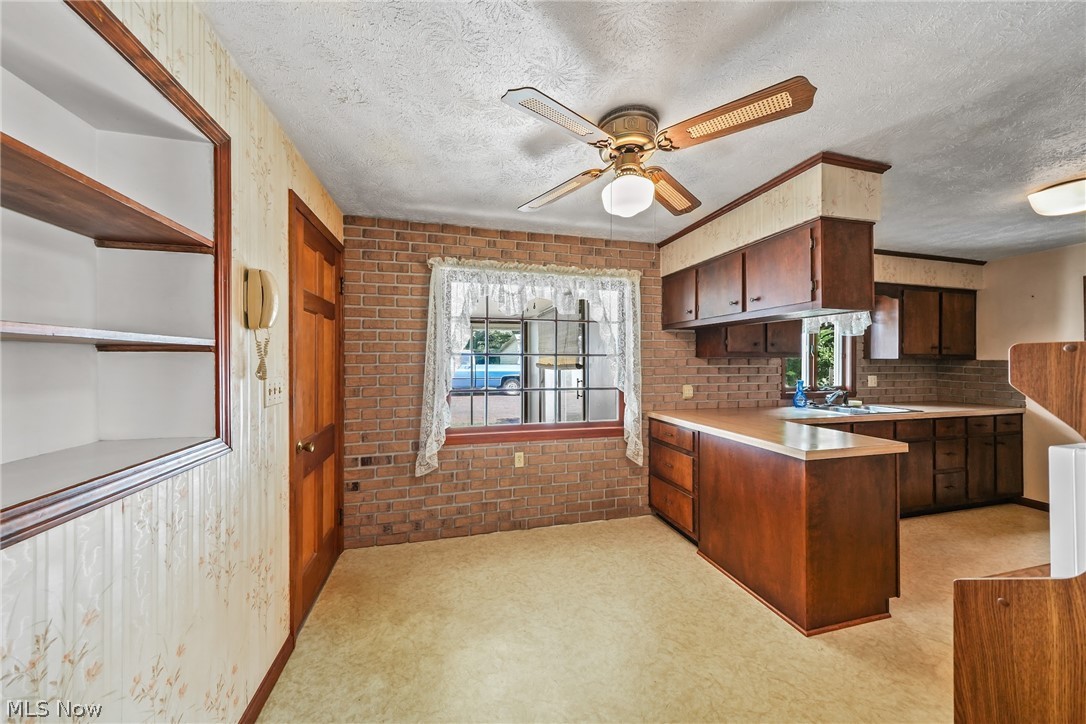 603 East Avenue Tallmadge OH 44278