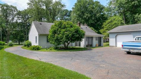 603 East Avenue Tallmadge OH 44278