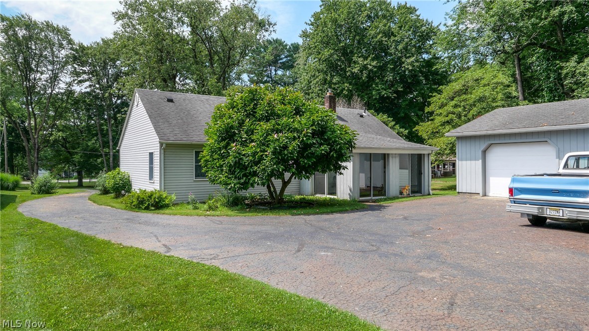 603 East Avenue Tallmadge OH 44278