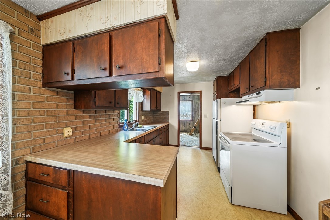 603 East Avenue Tallmadge OH 44278