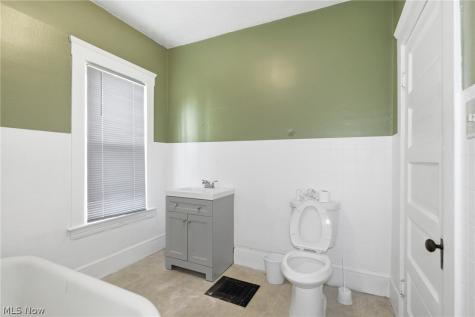 5906 Bower Avenue Cleveland OH 44127