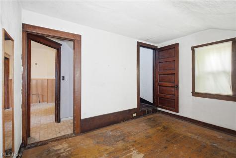5906 Bower Avenue Cleveland OH 44127