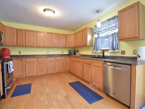 6615 Clay Street Thompson OH 44086