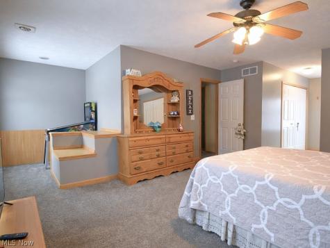 6615 Clay Street Thompson OH 44086