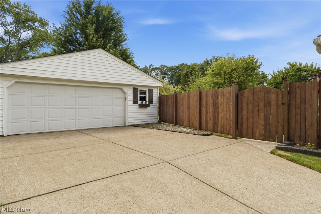 33909 Clark Drive North Ridgeville OH 44039