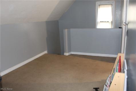 124 E 32nd Street Lorain OH 44055