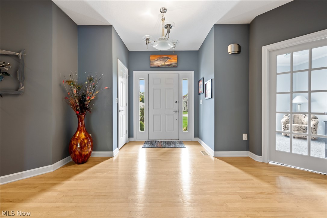 1517 Spring Wood Lane Uniontown OH 44685