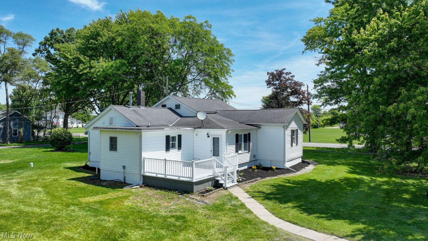 385 S Center Street Lagrange OH 44050