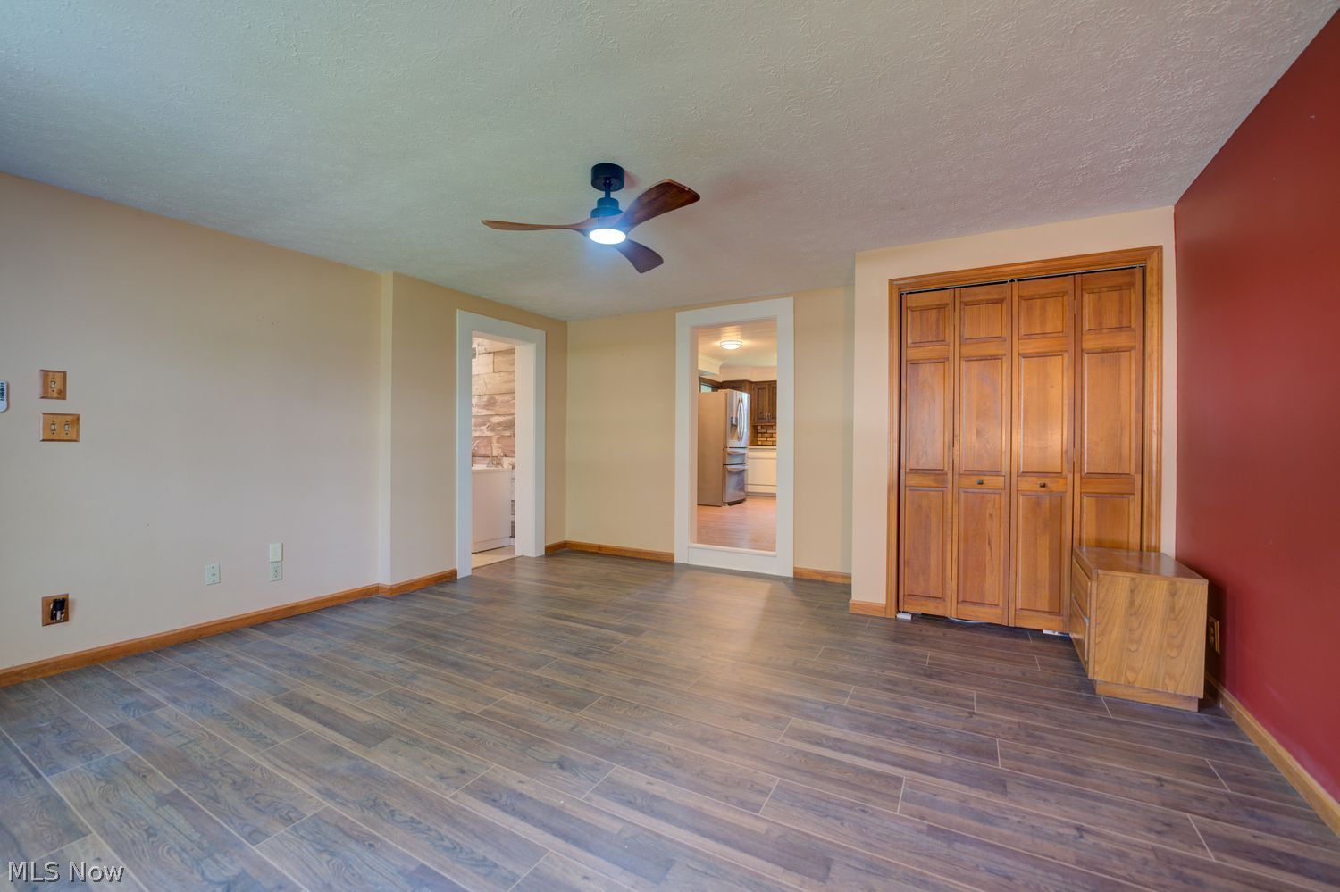 385 S Center Street Lagrange OH 44050