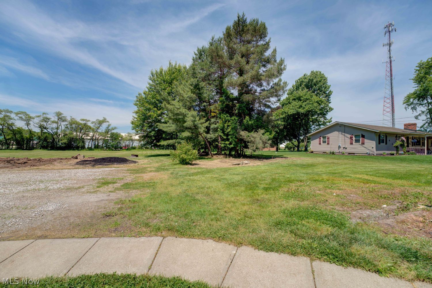 385 S Center Street Lagrange OH 44050