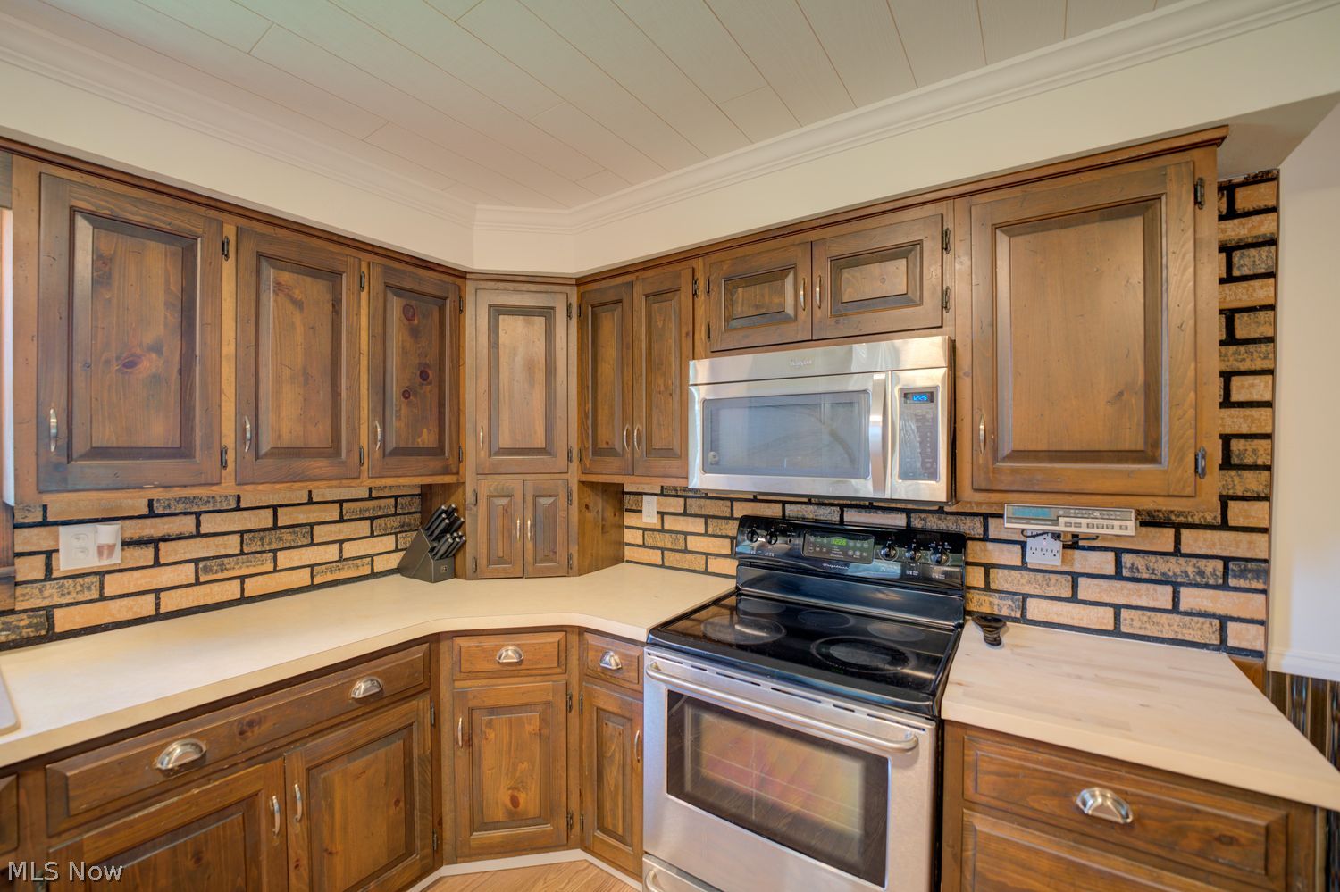 385 S Center Street Lagrange OH 44050