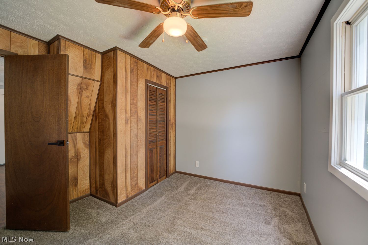 385 S Center Street Lagrange OH 44050