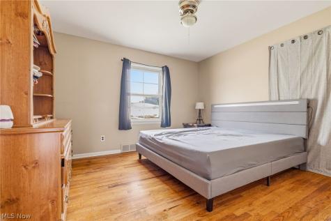 1666 Ridgeview Drive Wickliffe OH 44092